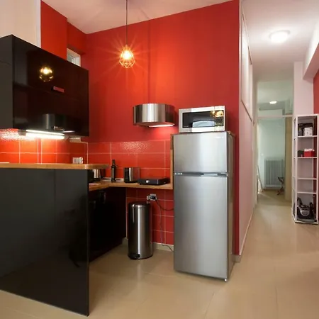 Under The Shade Of Acropolis By Yha Apartment *