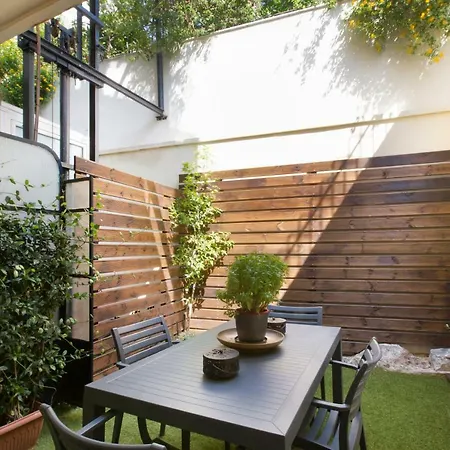Under The Shade Of Acropolis By Yha Apartment Athens